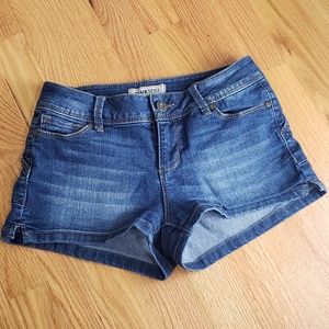 Jean short shorts